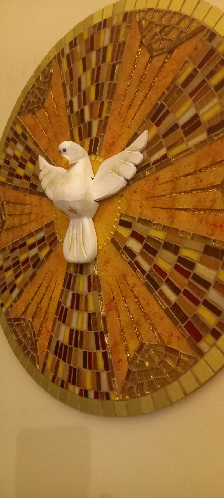 Quadro Divino Espírito Santo, mosaico em MDF ou madeira, foto 2